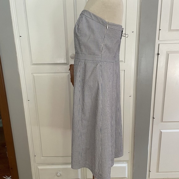Blue/white Seeesucker Strapless Dress From Harold's Size 12 Women's Fully Lined - Picture 4 of 11